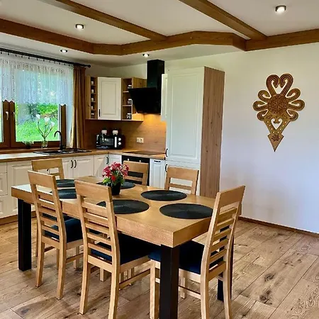 別荘 Leszczynianski ビャウィ・ドゥナイェツ