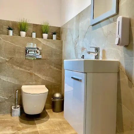 Leszczynianski * ビャウィ・ドゥナイェツ